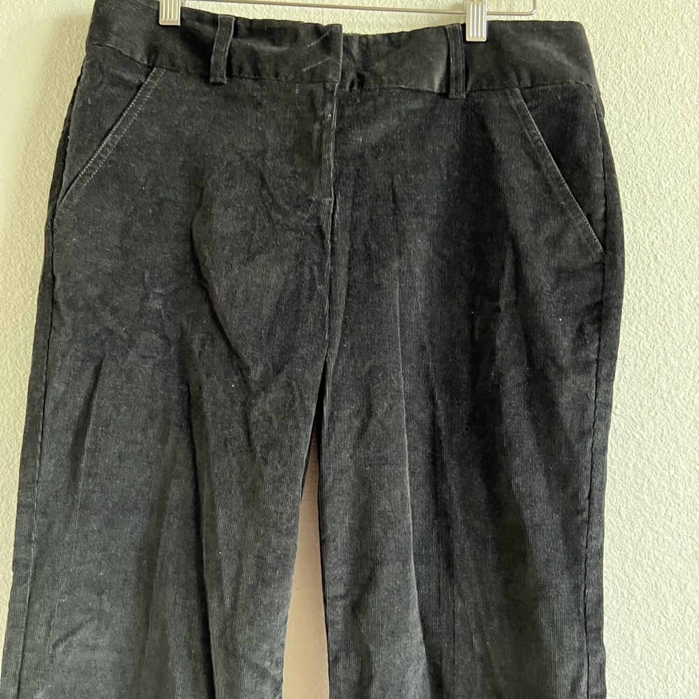 NWT The Limited Drew Fit Black Corduroy Flare Leg Pants - Size 8 - Picture 3 of 11